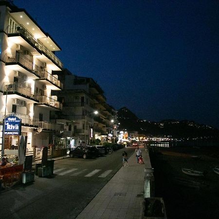 拉丽瓦酒店 贾迪尼-纳克索斯 外观 照片